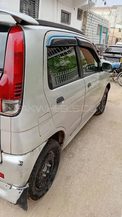 Daihatsu Terios 2000 for Sale in Karachi Image-1