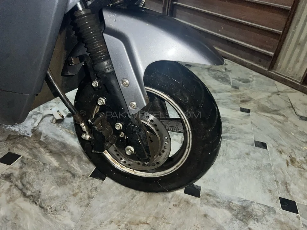Evee C1 Pro 2024 for Sale Image-1