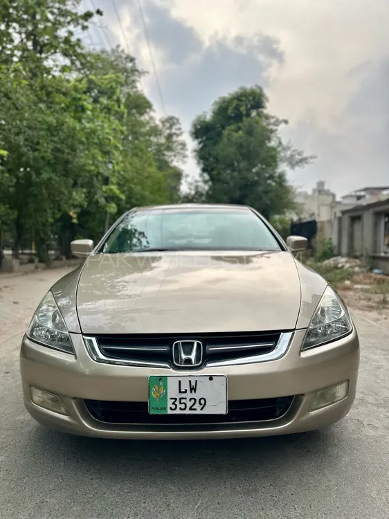 Honda Accord 2005 for Sale in Lahore Image-1