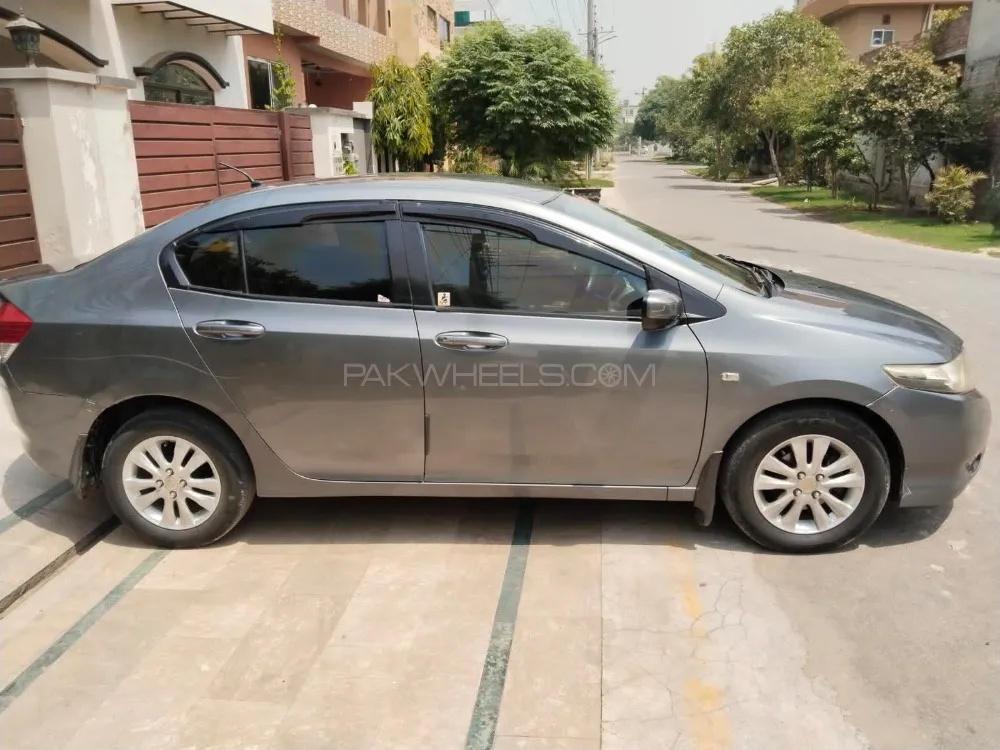 Honda City 2013 for Sale in Islamabad Image-1