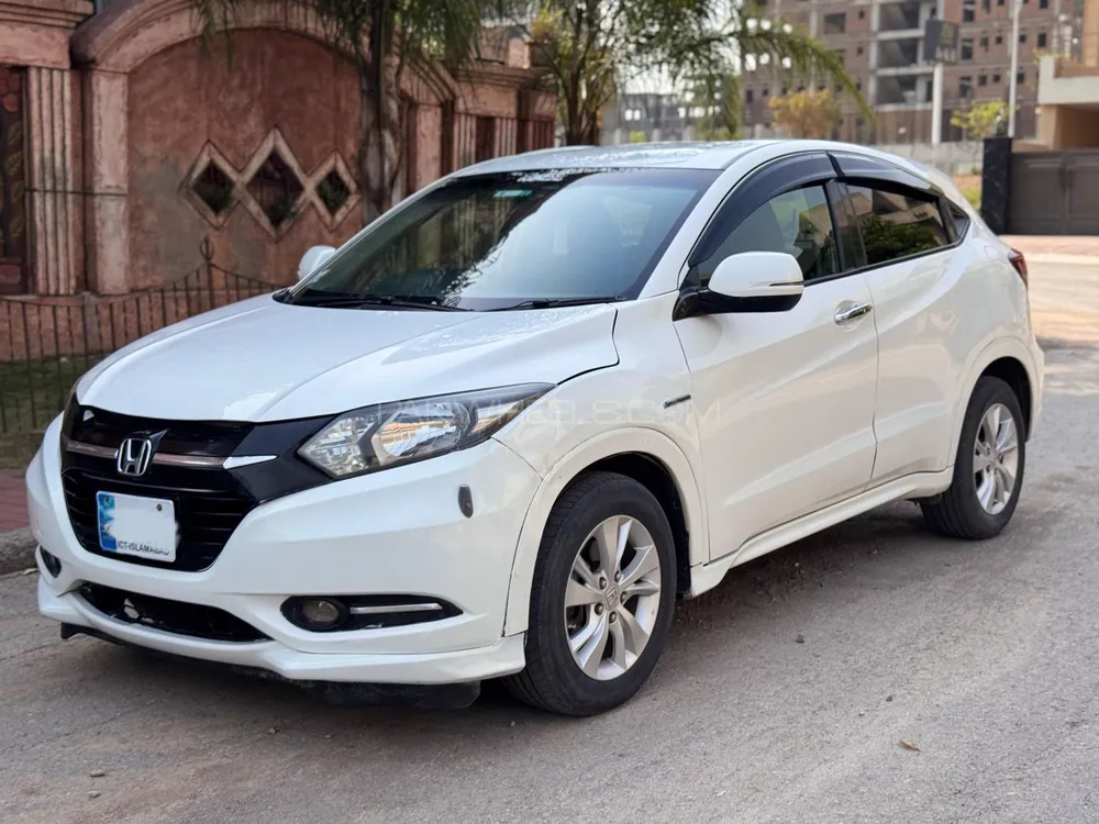 Honda Vezel 2014 for Sale in Gujranwala Image-1