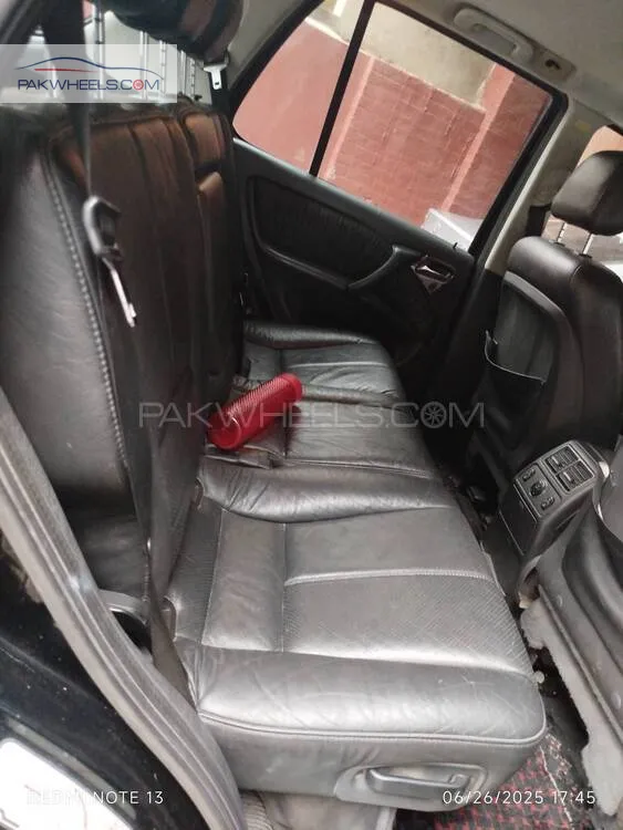 Mercedes Benz M Class 2002 for Sale in Lahore Mercedes Benz M Class 2002 for Sale in Lahore Image-11