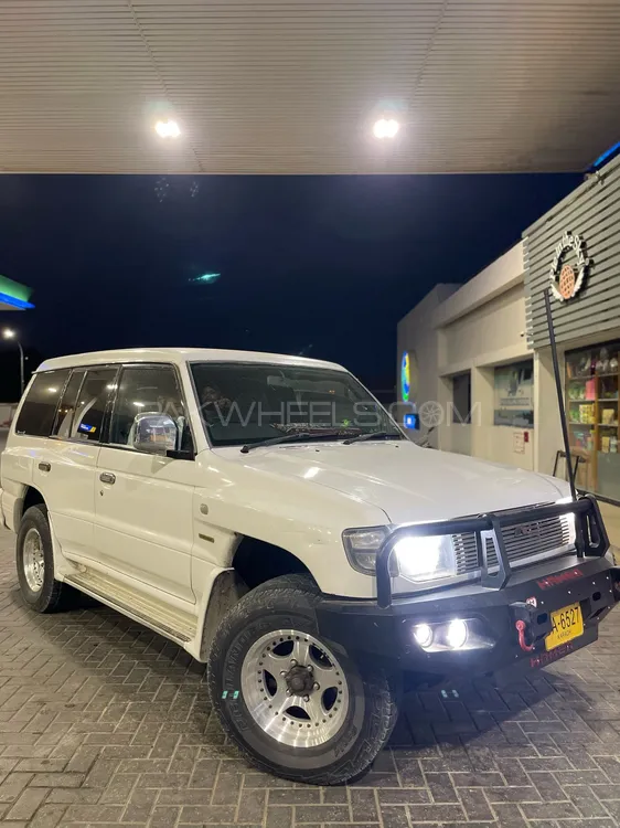 Mitsubishi Pajero 1988 for Sale in Karachi Image-1