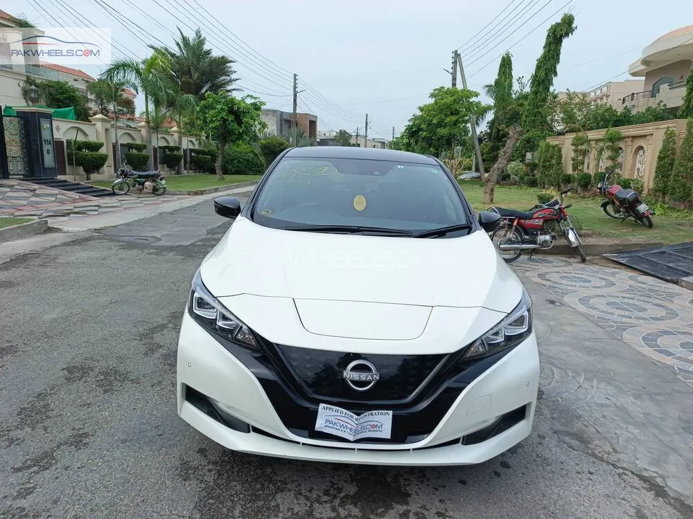 Nissan Leaf 2022 for Sale in Lahore Image-1