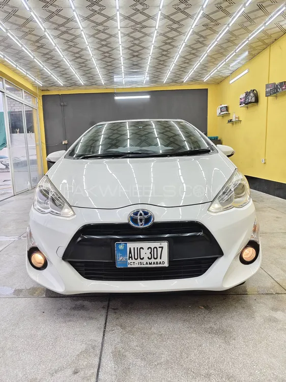 Toyota Aqua 2015 for Sale in Islamabad Image-1