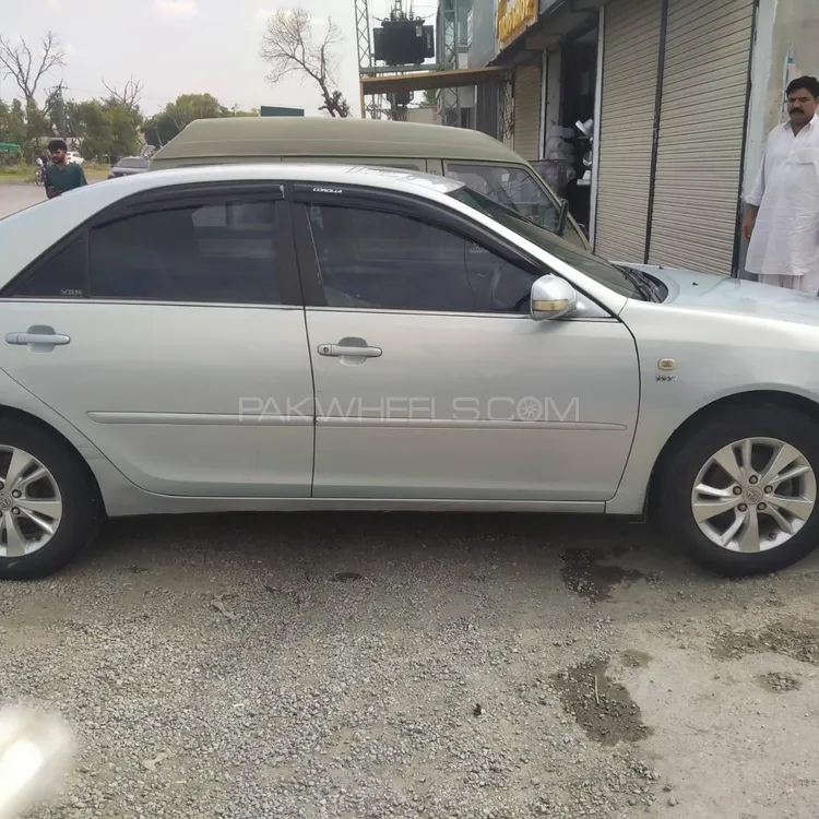 Toyota Camry 2004 for Sale in Islamabad Image-1