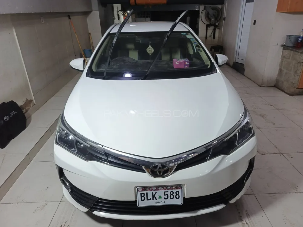 Toyota Corolla 2017 for Sale in Karachi Image-1