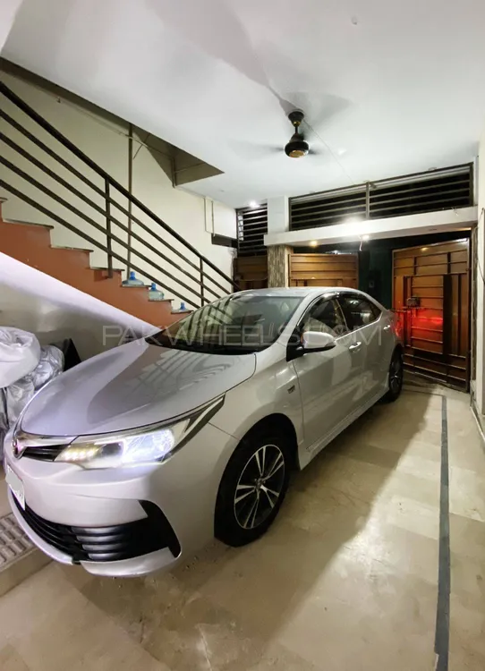 Toyota Corolla 2019 for Sale in Karachi Image-1