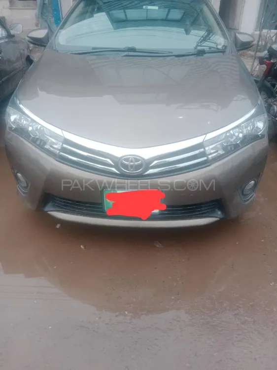Toyota Corolla 2015 for Sale in Lahore Image-1