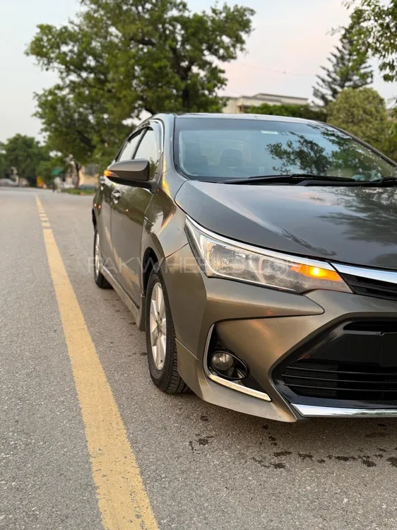 Toyota Corolla 2015 for Sale in Islamabad Image-1