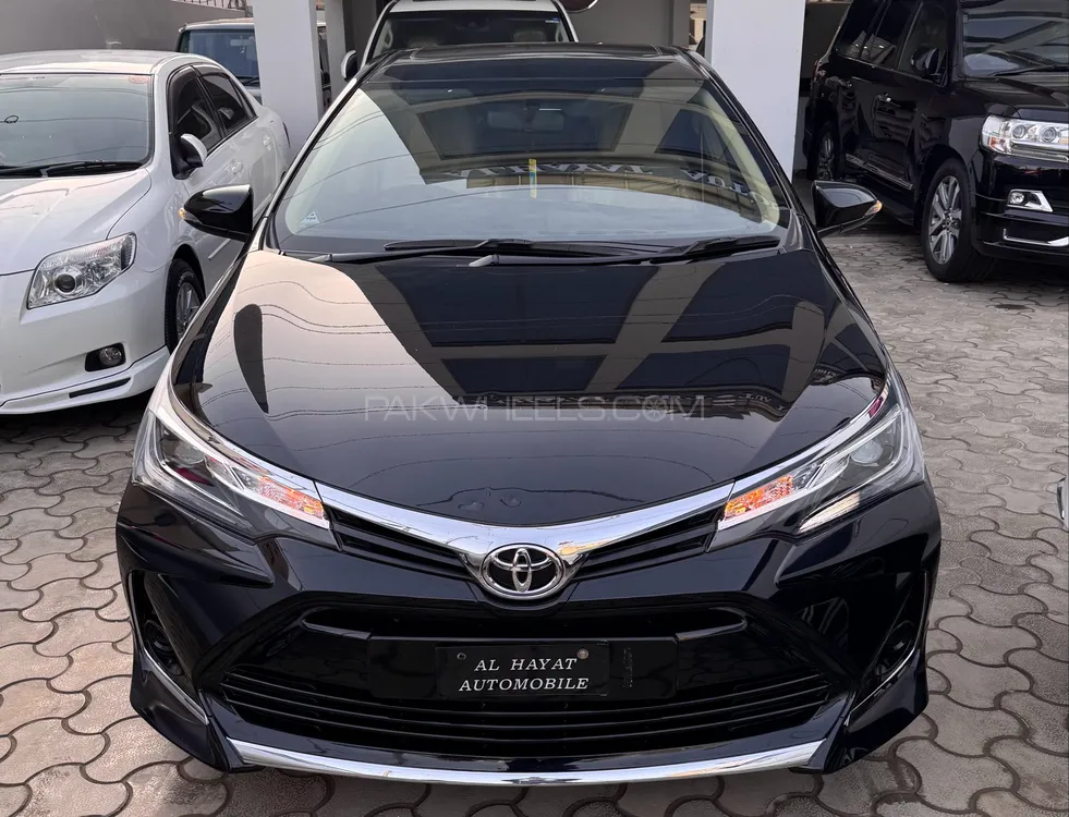 Toyota Corolla 2024 for Sale in Karachi Image-1