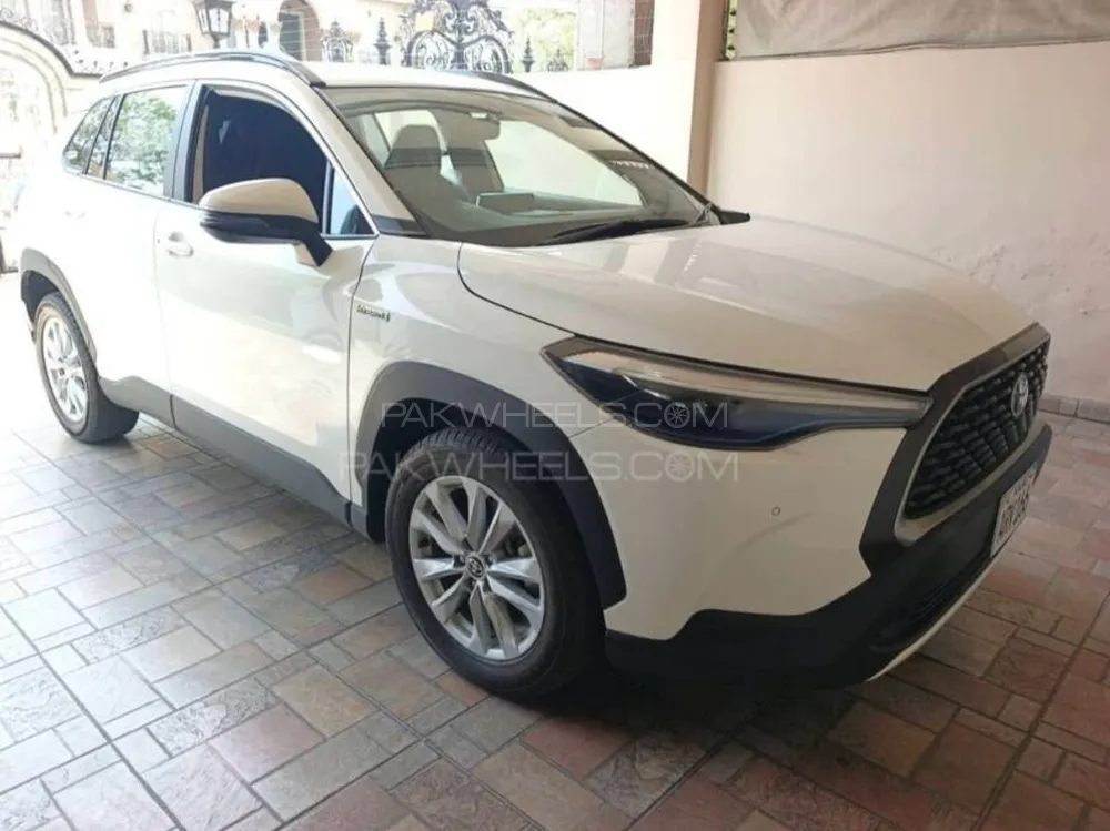 Toyota Corolla Cross 2024 for Sale in D.G.Khan Image-1