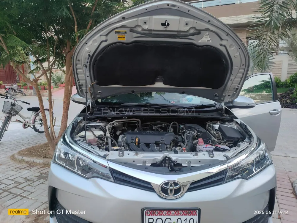 Toyota Corolla 2019 for Sale in Karachi Image-1