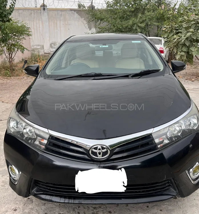 Toyota Corolla 2016 for Sale in Peshawar Image-1