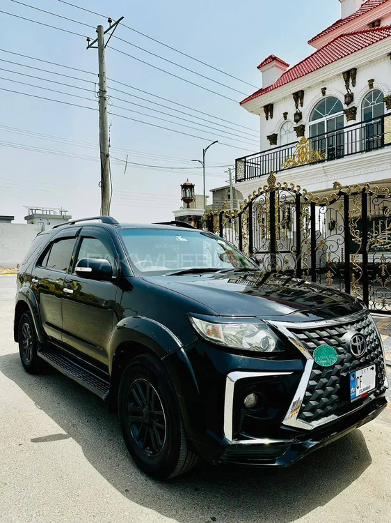 Toyota Fortuner 2014 for Sale in Lahore Image-1