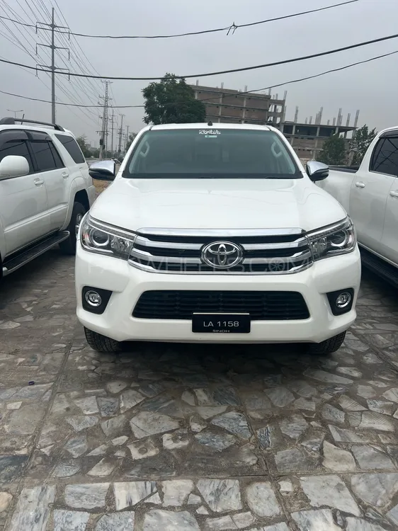 Toyota Hilux 2020 for Sale in Peshawar Image-1
