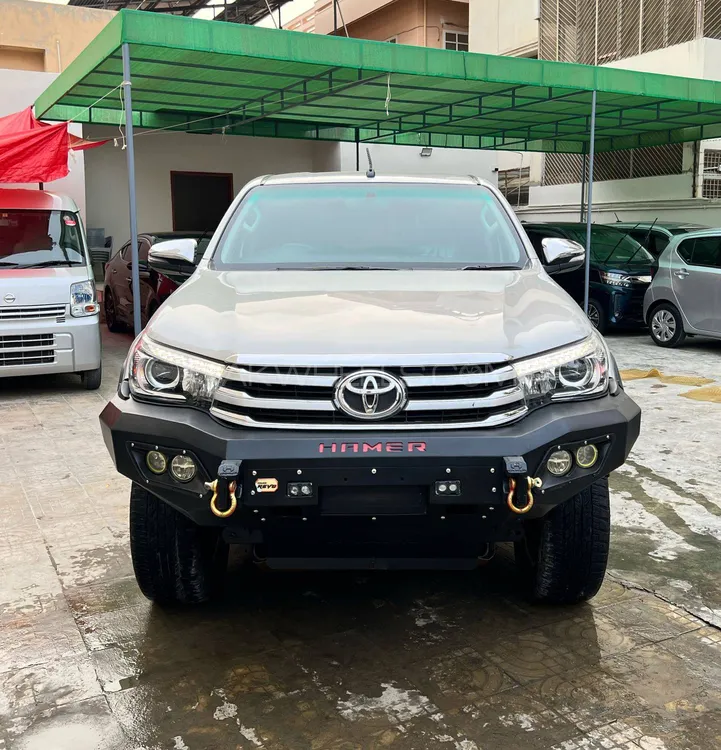 Toyota Hilux 2021 for Sale in Karachi Image-1