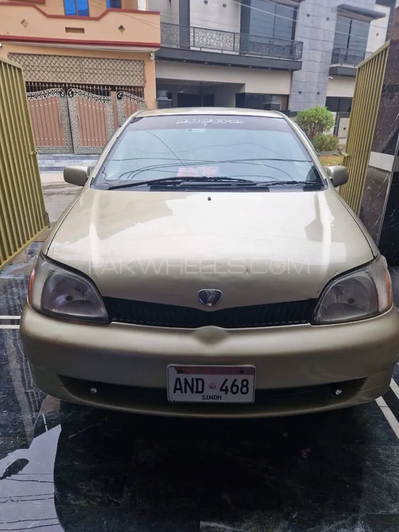 Toyota Platz 2007 for Sale in Lahore Image-1
