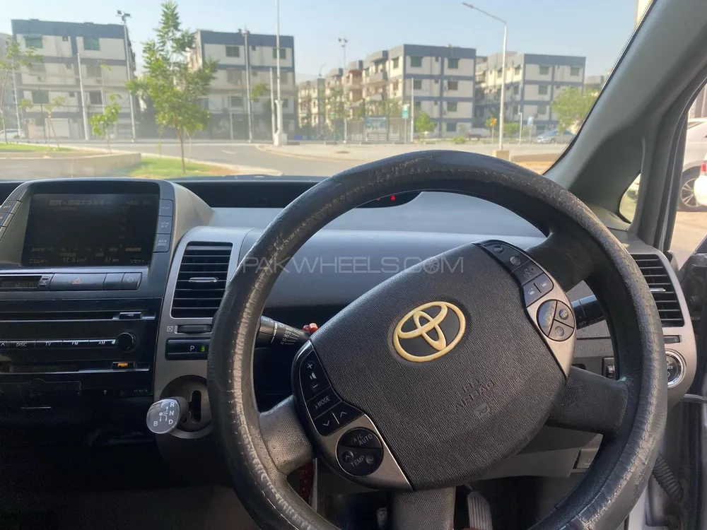 ٹویوٹا پریوس 2009 for Sale in کراچی Image-1