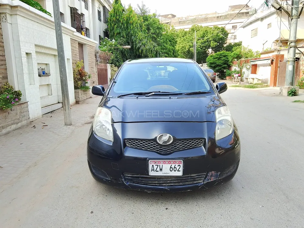Toyota Vitz 2008 for Sale in Karachi Image-1