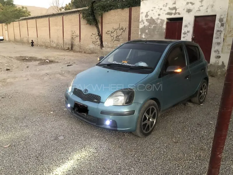 Toyota Vitz 2001 for Sale in Quetta Image-1