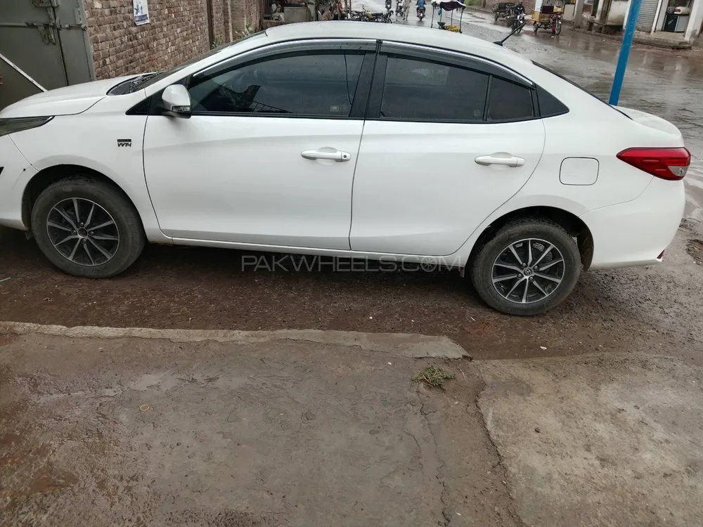 Toyota Yaris Sedan 2020 for Sale in Jhang Image-1