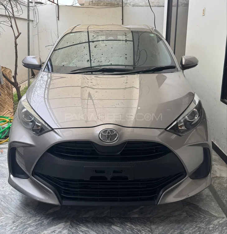 Toyota Yaris Hatchback 2022 for Sale in Sialkot Image-1