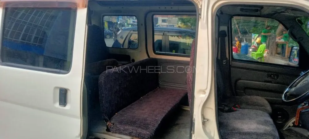 Daihatsu Hijet 2011 for Sale in Lahore Image-1