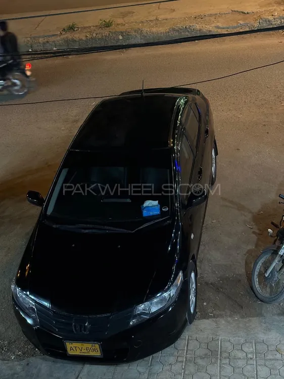 Honda City 2010 for Sale in Karachi Image-1