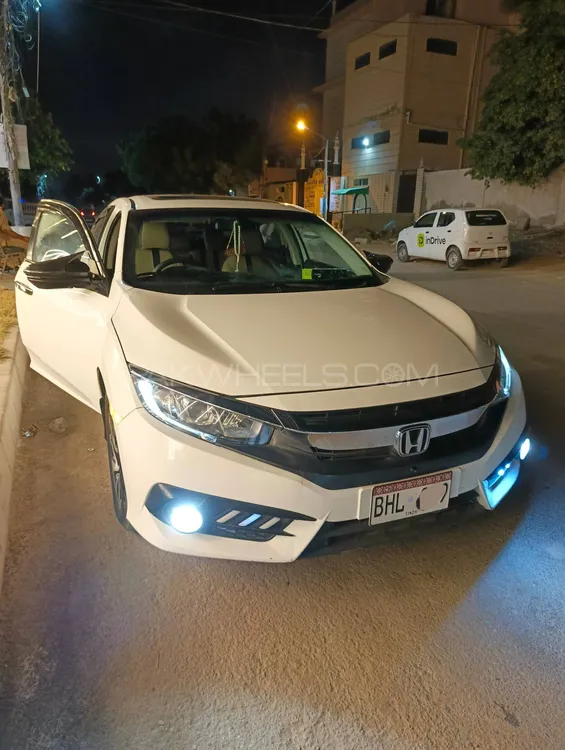 Honda Civic 2017 for Sale in Karachi Image-1