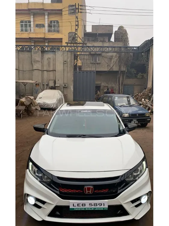 Honda Civic 2018 for Sale in Lahore Image-1
