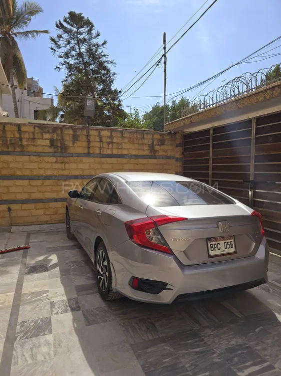 Honda Civic 2018 for Sale in Karachi Image-1