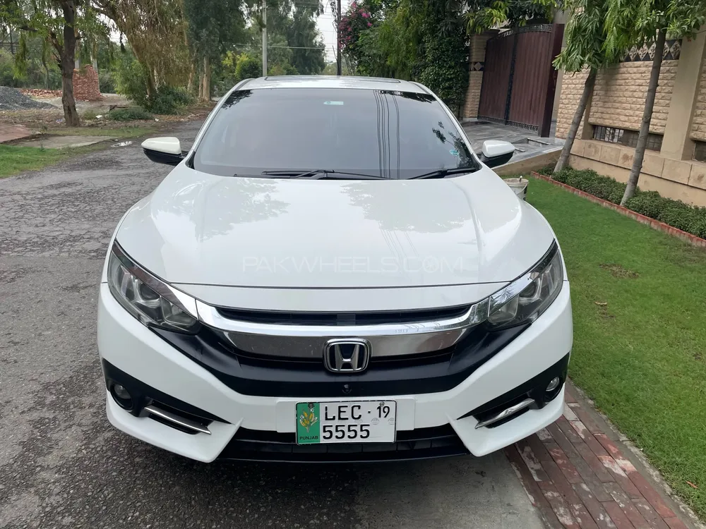 Honda Civic 2019 for Sale in Lahore Image-1