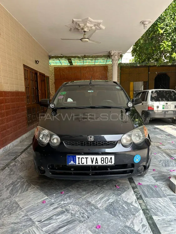Honda HR-V 2003 for Sale in Islamabad Image-1