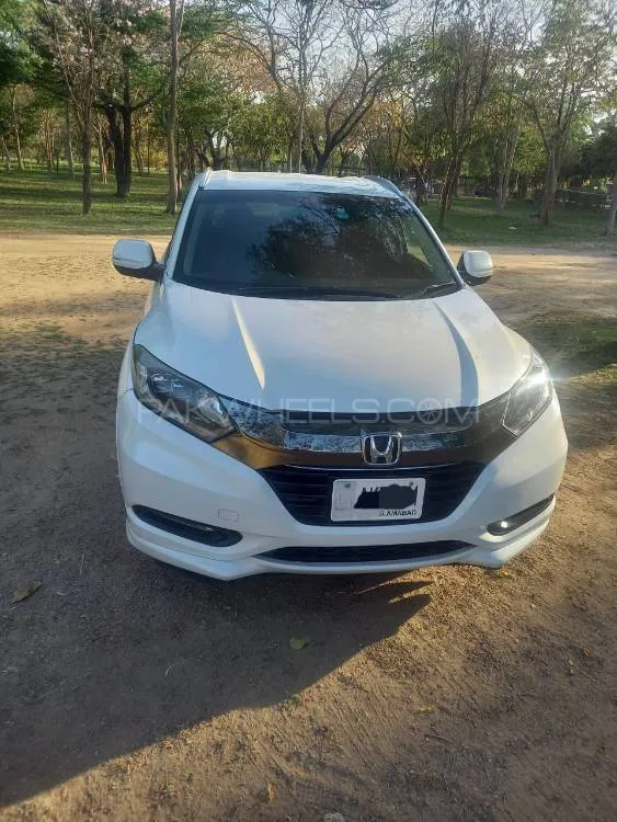 Honda Vezel 2017 for Sale in Rawalpindi Image-1