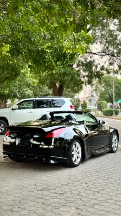 Nissan 350Z 2004 for Sale in Lahore Image-1