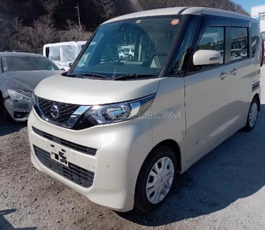 Nissan Dayz Roox 2023 for Sale in Gujrat Image-1
