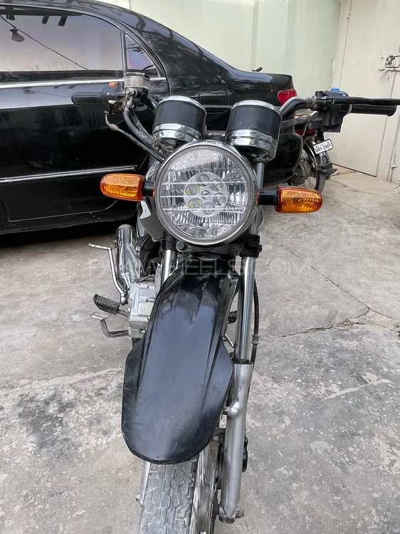 راوی Piaggio Storm 125 2011 for Sale Image-1