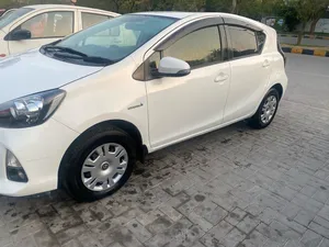 2013 Toyota Prius 1.8 Hybrid G 7 Seater 5 Dr Wagon for sale