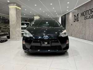Toyota Aqua S 2013 for Sale