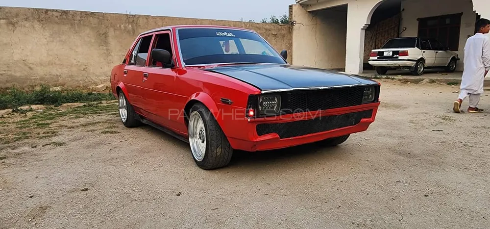 Toyota Corolla 1981 for Sale in Mardan Image-1