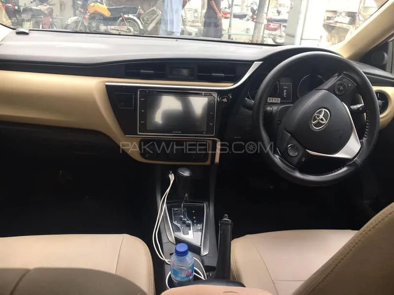Toyota Corolla 2018 for Sale in Jhang Image-1