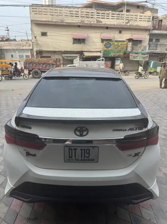 Toyota Corolla 2014 for Sale in Islamabad Image-1