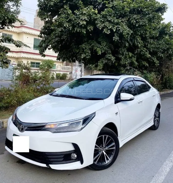 Toyota Corolla 2018 for Sale in Lahore Image-1