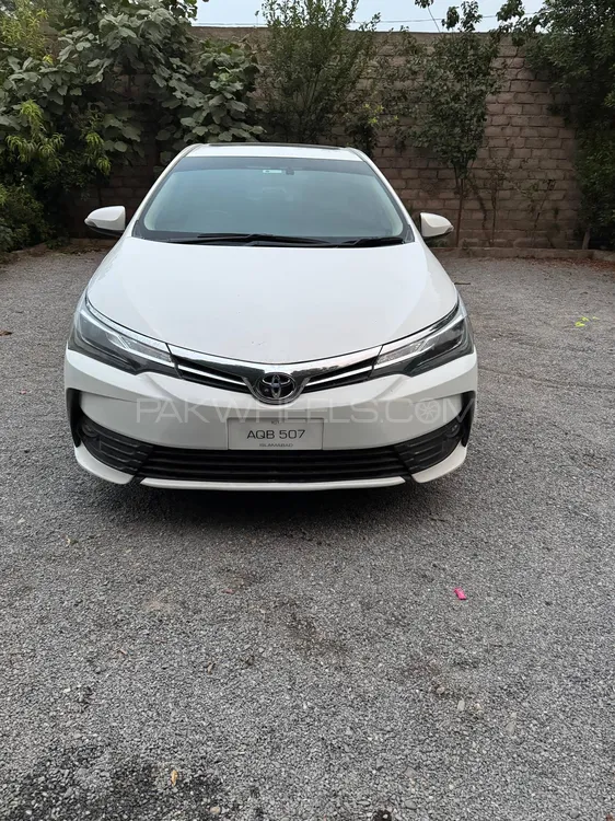 Toyota Corolla 2019 for Sale in Peshawar Image-1
