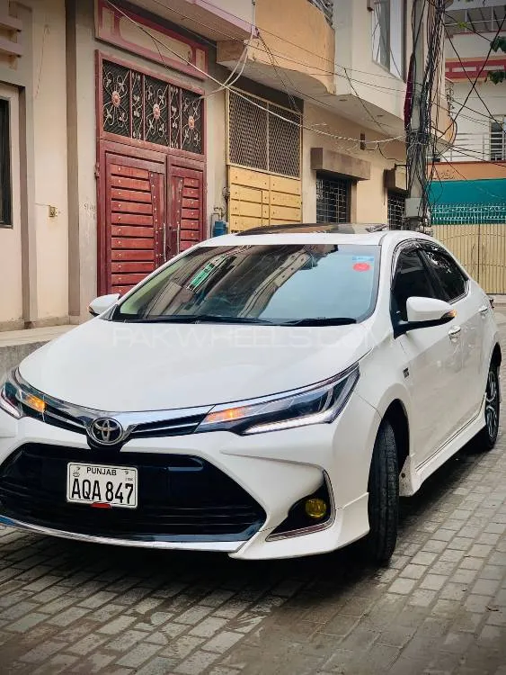 Toyota Corolla 2022 for Sale in Sahiwal Image-1