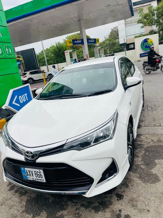 Toyota Corolla 2021 for Sale in Islamabad Image-1