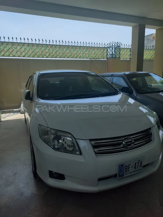 Toyota Corolla Axio 2007 for Sale in Peshawar Image-1