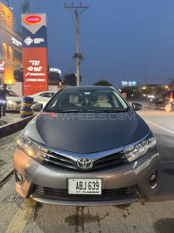 Toyota Corolla 2016 for Sale in Lahore Image-1