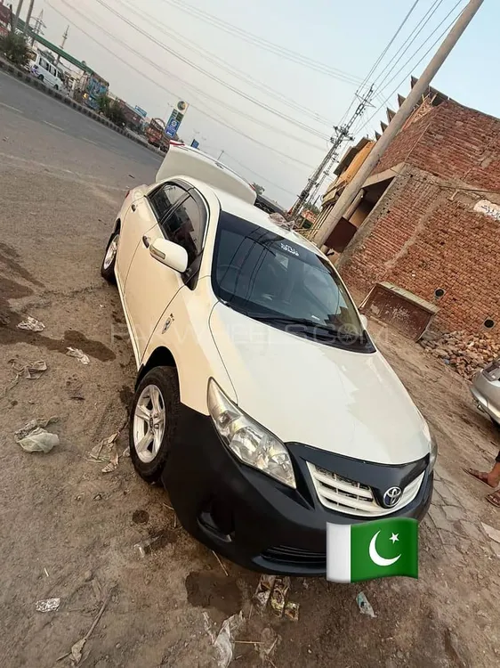 Toyota Corolla 2013 for Sale in Chichawatni Image-1